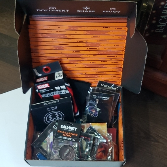 Loot Crate Pins and More! LootAnime, LootGaming, Marvel - Over 30 Pieces!! - Picture 2 of 12